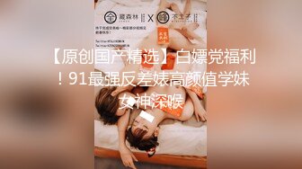 【超级男声原档】脱下裤子准备排便，放了十几秒的P，多毛洞口和屁眼有节奏的越张越大