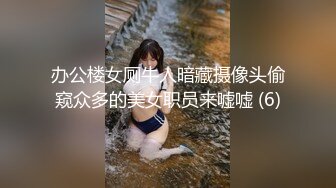 【18岁新人萝莉】全程露脸跟小哥激情啪啪，口交大鸡巴让小哥无套爆草，压在身下蹂躏好骚好刺激，对着镜头玩逼