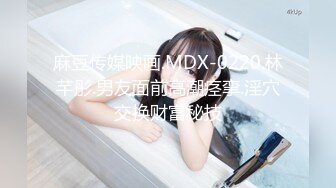 【38G奶妈】超级巨乳被两姐妹一人含住一只骑乘爆操