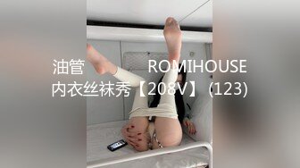 【新片速遞】小美眉 你变态 趁着小女友上厕所拉粑粑 强制塞嘴吃鸡鸡 口爆吃精