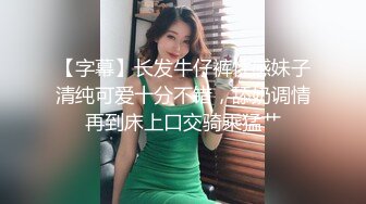  熟女阿姨 舒不舒服 啊 快点用力操 身材丰腴前凸后翘 嘴巴叼着内内操逼超猛