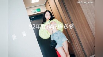  新片速递路边足疗洗浴按摩店探花老司机 撩妹3个女技师忽悠 说磨蹭一下打个飞机