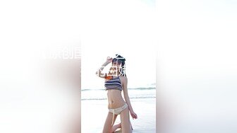 商场女厕全景偷拍口罩美女的极品一线小美鲍