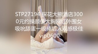 Pure_Media私拍-Yeha-韩系私拍泳池女友美妙胴体鲜嫩阴户两瓣蜜穴极度摄人心魄